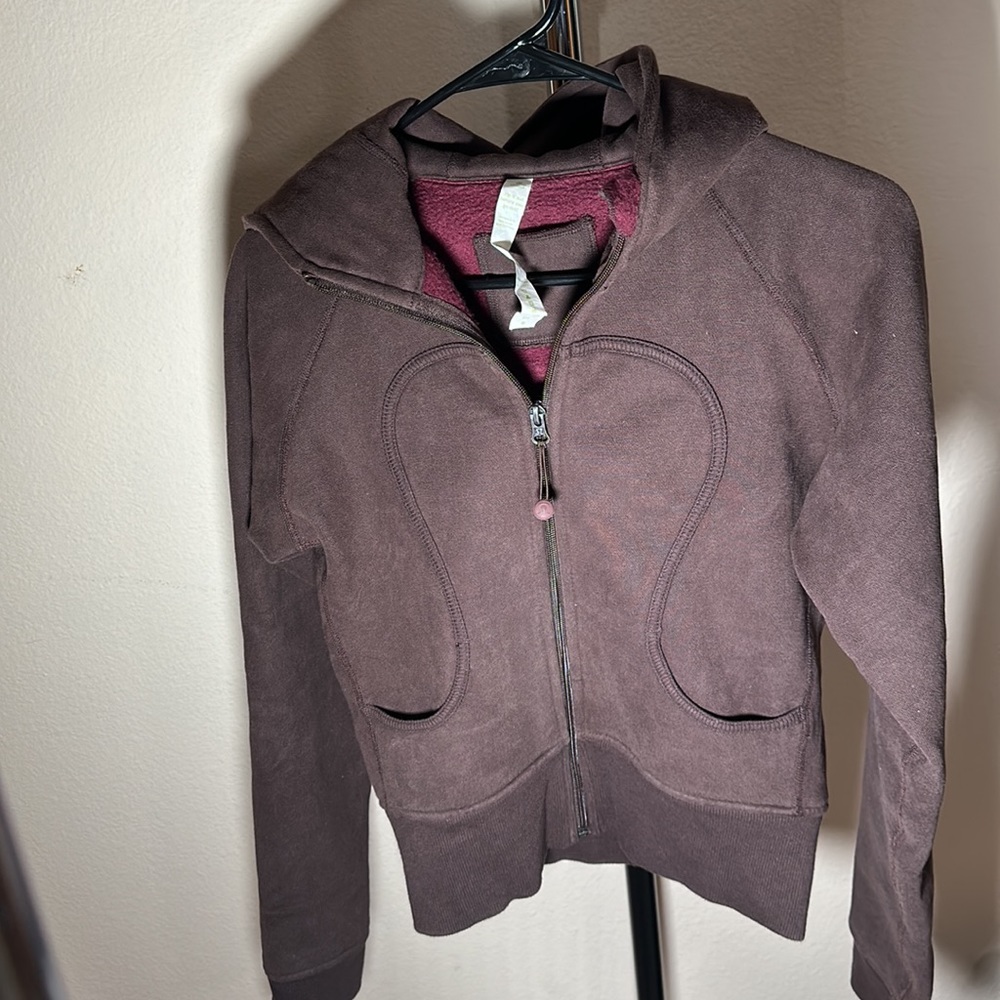 Lululemon New Scuba Hoodie Beautiful Chocolate Color Size 6 - Picture 2 of 14
